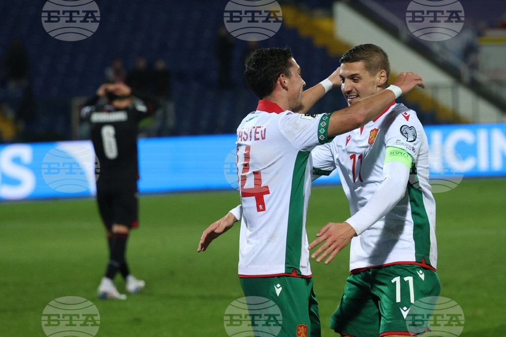 Българският национален отбор по футбол постигна първа победа в последната Световна квалификация, след като надделя над Грузия в София