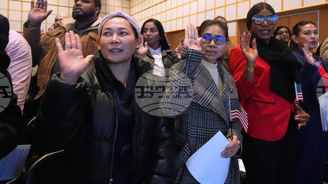 САЩ спряха разглеждането на всички имиграционни документи на хора от 19 страни