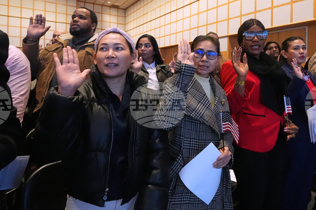 САЩ спряха разглеждането на всички имиграционни документи на хора от 19 страни