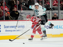 Kraken Red Wings Hockey