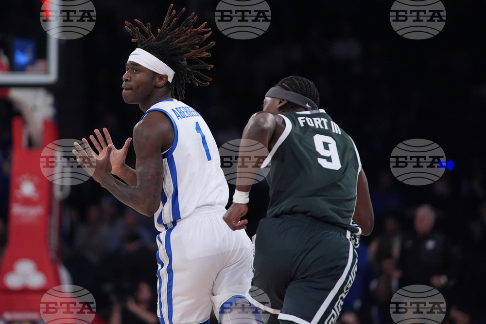 Michigan St Kentucky Basketball