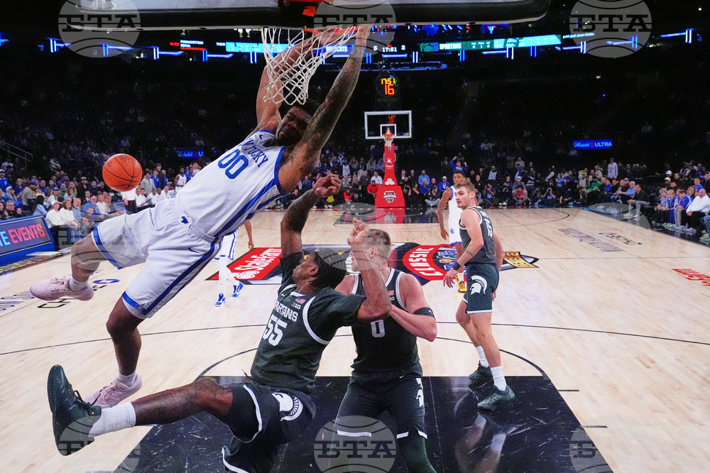 Michigan St Kentucky Basketball