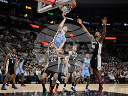 Grizzlies Spurs Basketball