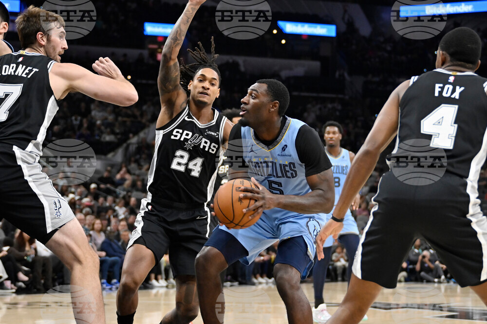 Grizzlies Spurs Basketball