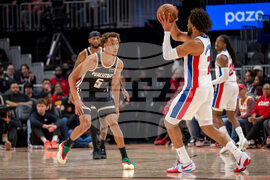 Pistons Hawks Basketball