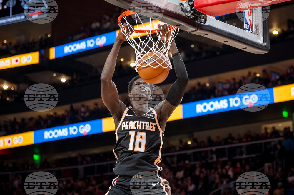 Pistons Hawks Basketball