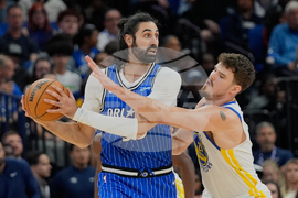 Warriors Magic Basketball