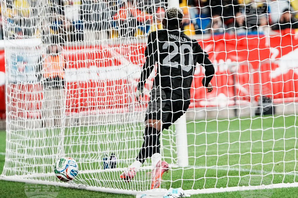 Ecuador New Zealand Soccer