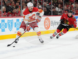 Flames Blackhawks Hockey