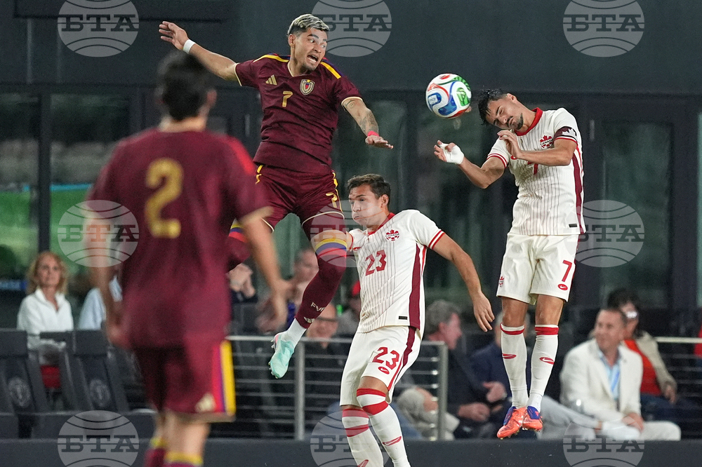 Домакините на Мондиал 2026 САЩ и Канада с победи в контроли, третият съорганизатор на турнира Мексико загуби от Парагвай