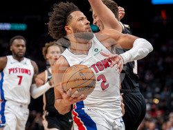 Pistons Hawks Basketball