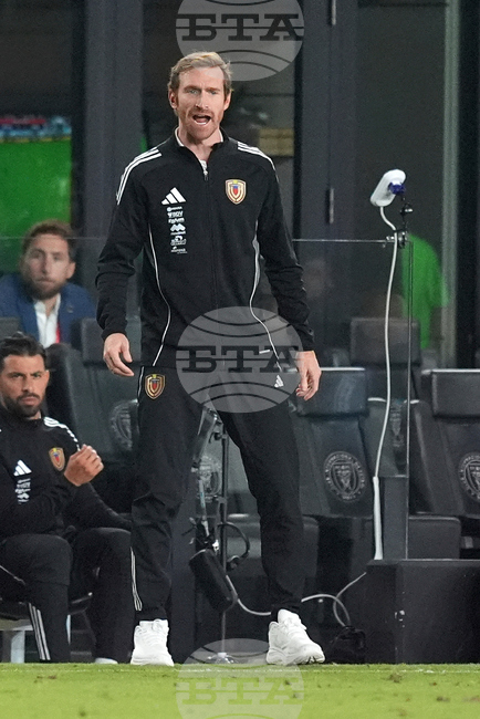 CORRECTION Venezuela Canada Soccer