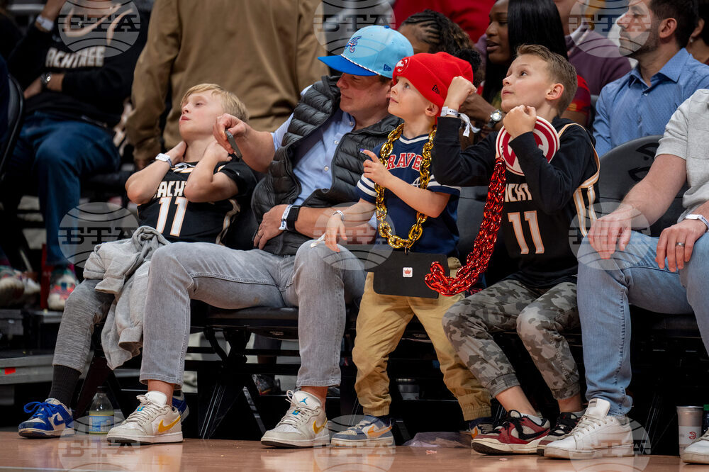 Pistons Hawks Basketball