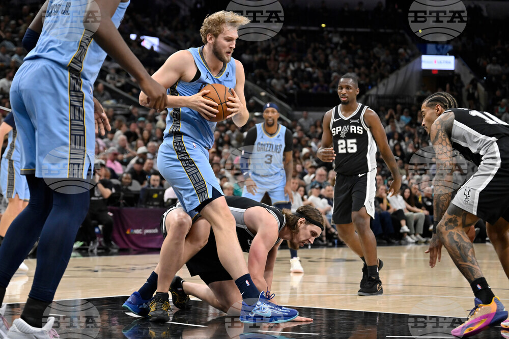 Grizzlies Spurs Basketball