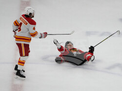 Flames Blackhawks Hockey