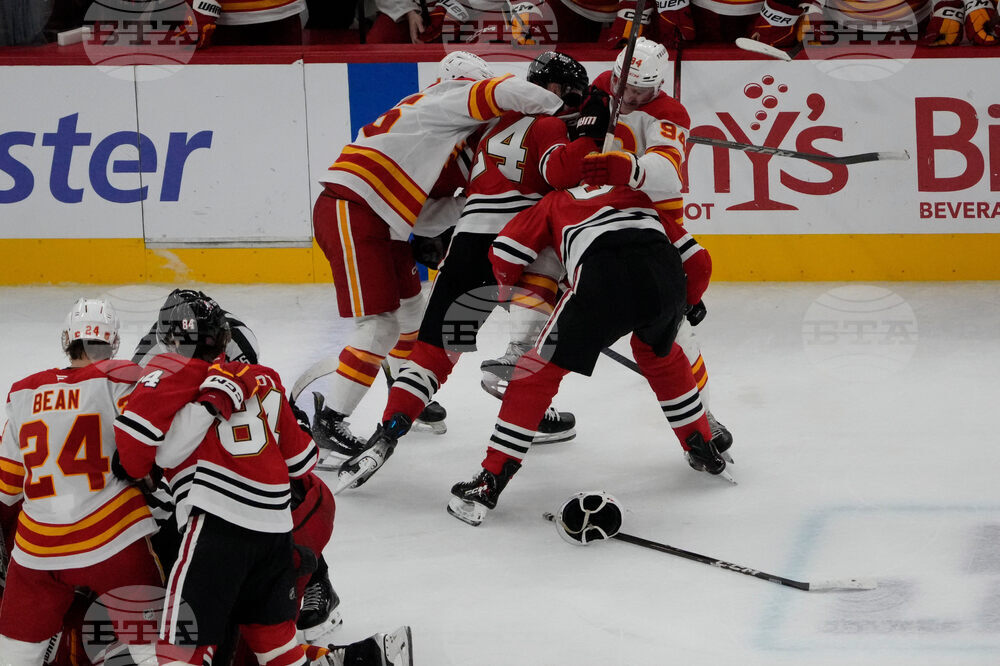 Flames Blackhawks Hockey