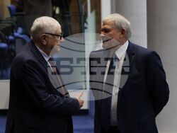 Парламент - пленарно заседание