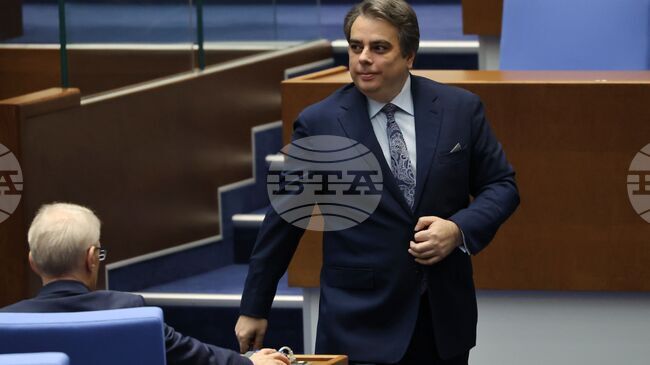 MP Assen Vassilev Warns It Will Be "Disastrous" If Budget Passes in Its Present Form