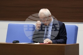 Парламент - пленарно заседание