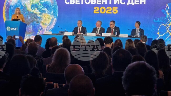 В Министерството на транспорта и съобщенията се нуждаем все повече от географски информационни системи, каза вицепремиерът Гроздан Караджов на конференция