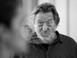 На 6 декември е премиерата на „Глембаеви“ в Народния театър, снимка – Народен театър/ Стефан Здравески