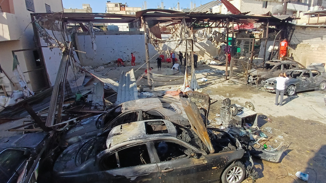 Израелската армия съобщи, че нанася удари срещу обекти на "Хизбула" в Южен Ливан