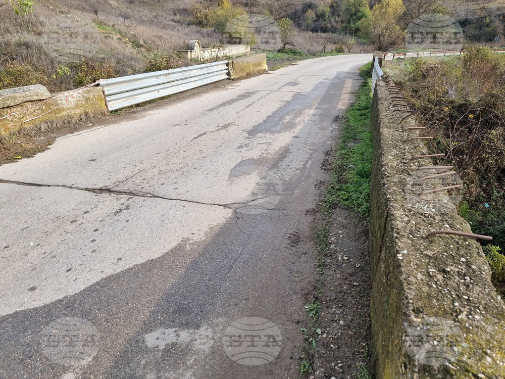 Път между две села в Русенско е отворен за движение след ремонт на опасен мост