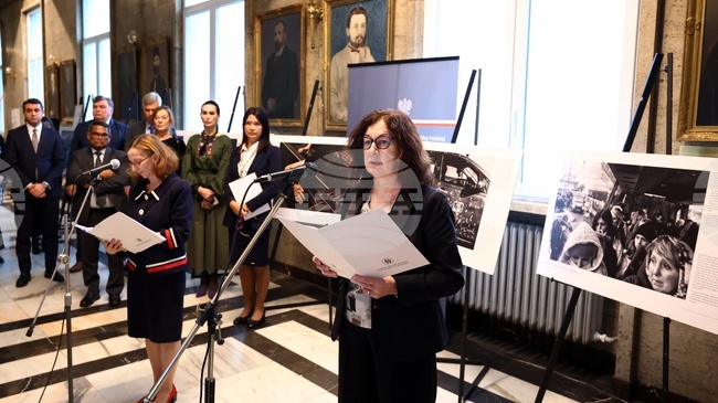 Хуманизмът на XXI век ни задължава да бъдем не просто човеци, а защитници на човешките права, каза доц. д-р Калина Иванова