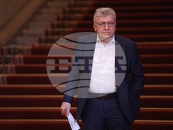 Министерски съвет - Манол Генов - брифинг