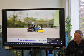 Ловеч - Професионална гимназия по механоелектротехника - СТЕМ кабинети