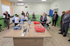 Ловеч - Професионална гимназия по механоелектротехника - СТЕМ кабинети