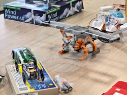 Ловеч - Професионална гимназия по механоелектротехника - СТЕМ кабинети