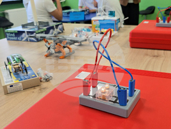 Ловеч - Професионална гимназия по механоелектротехника - СТЕМ кабинети