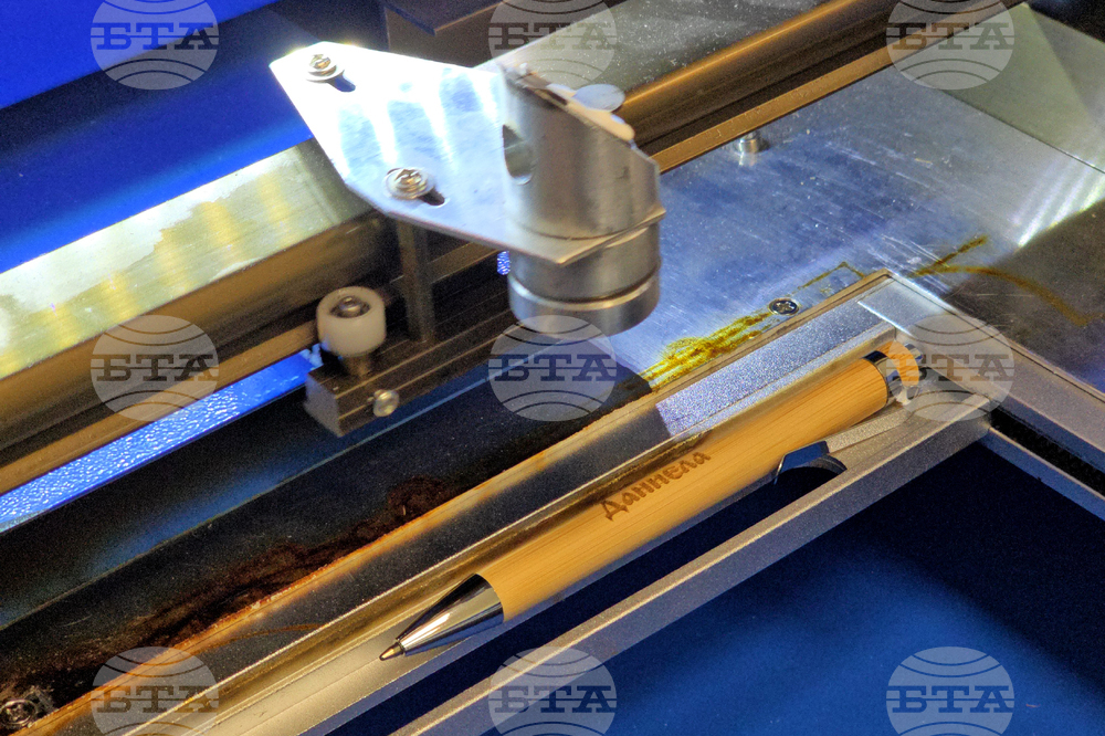 Ловеч - Професионална гимназия по механоелектротехника - СТЕМ кабинети