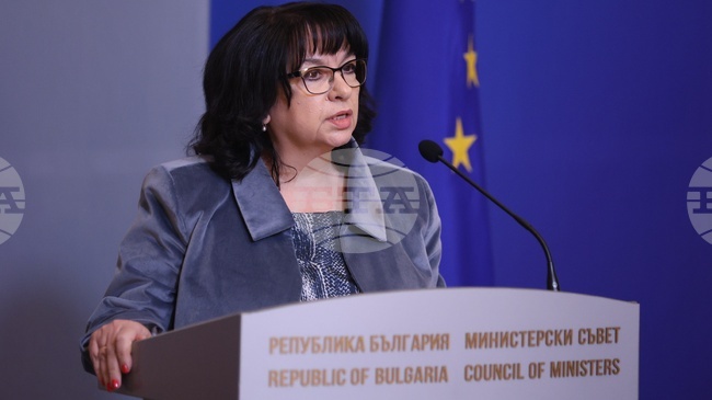 За търговците и бизнеса няма да има никаква тежест, ако софтуерите, които ползват, отговарят на нормативно установения ред, каза министър Теменужка Петкова