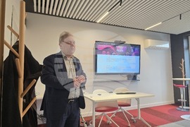 СУ  „Св. Климент Охридски“ - Стопански факултет - арт инсталация G80 -  представяне