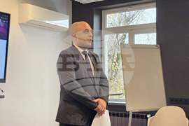 СУ  „Св. Климент Охридски“ - Стопански факултет - арт инсталация G80 -  представяне