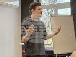 СУ  „Св. Климент Охридски“ - Стопански факултет - арт инсталация G80 -  представяне