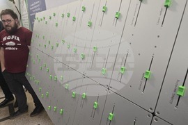 СУ  „Св. Климент Охридски“ - Стопански факултет - арт инсталация G80 -  представяне