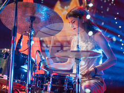 „Коледна приказка“ на Йордан Камджалов, Деси Тенекеджиева гостува в Бургас, Варна и Стара Загора, снимка – организатори