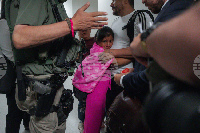 APTOPIX Immigration Court Takeover