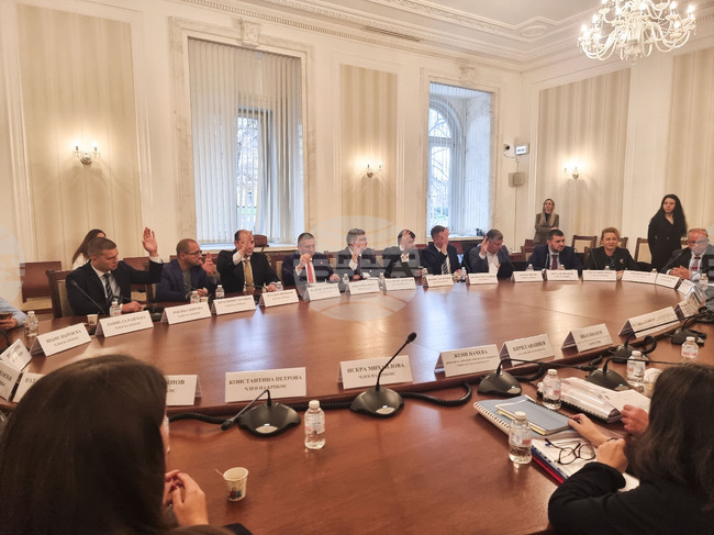 Парламентарната комисия по регионална политика прие на първо четене Законопроекта за държавния бюджет на България за 2026 г.