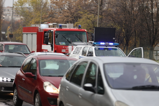 Общо трима души са загинали, 21 са ранени при катастрофи в страната през последното денонощие