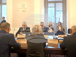 Парламент - Комисия по вероизповеданията и правата на човека