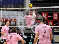 Бургас - волейбол - Нефтохимик 2010 - Шеноа