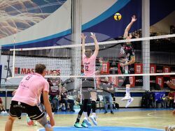 Бургас - волейбол - Нефтохимик 2010 - Шеноа