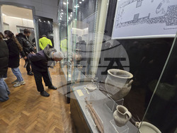 Сливен - „Тайните на Калояновската гробница” - възстановка - откриване