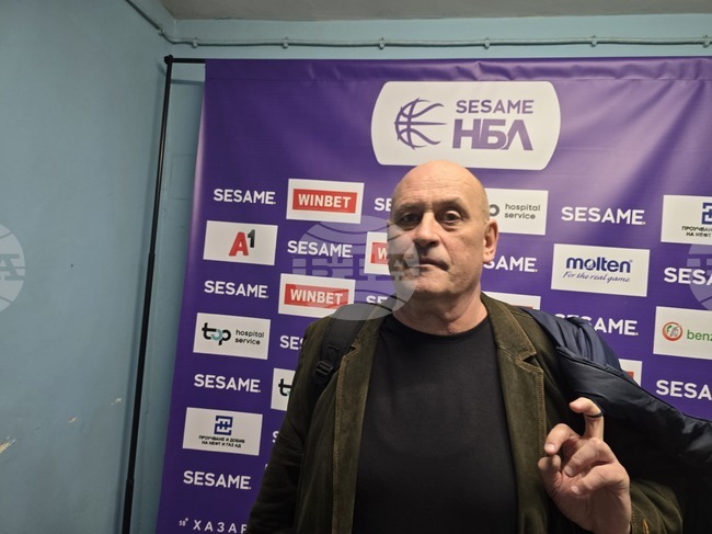 Наставникът на баскетболния Шумен Росен Барчовски смята, че три са основните причини за загубата от Спартак Плевен