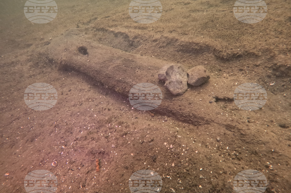 Ancient Canoes Parking Lot