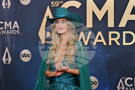 59th Annual CMA Awards - Arrivals